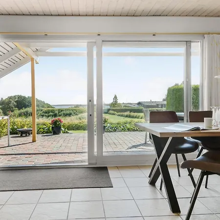 3 Bedroom In Prázdninový dům *